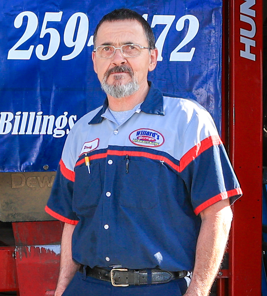 Andron Black Willard's Garage